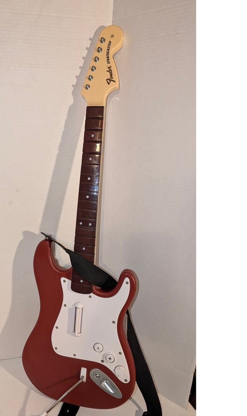 Nintendo Wii Rock Band Fender Stratocaster Red Guitar 96561 No Dongle